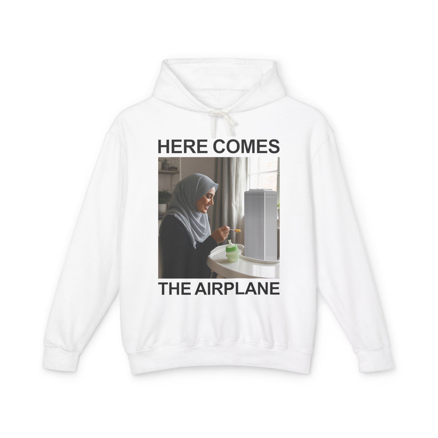 Here comes the airplane
